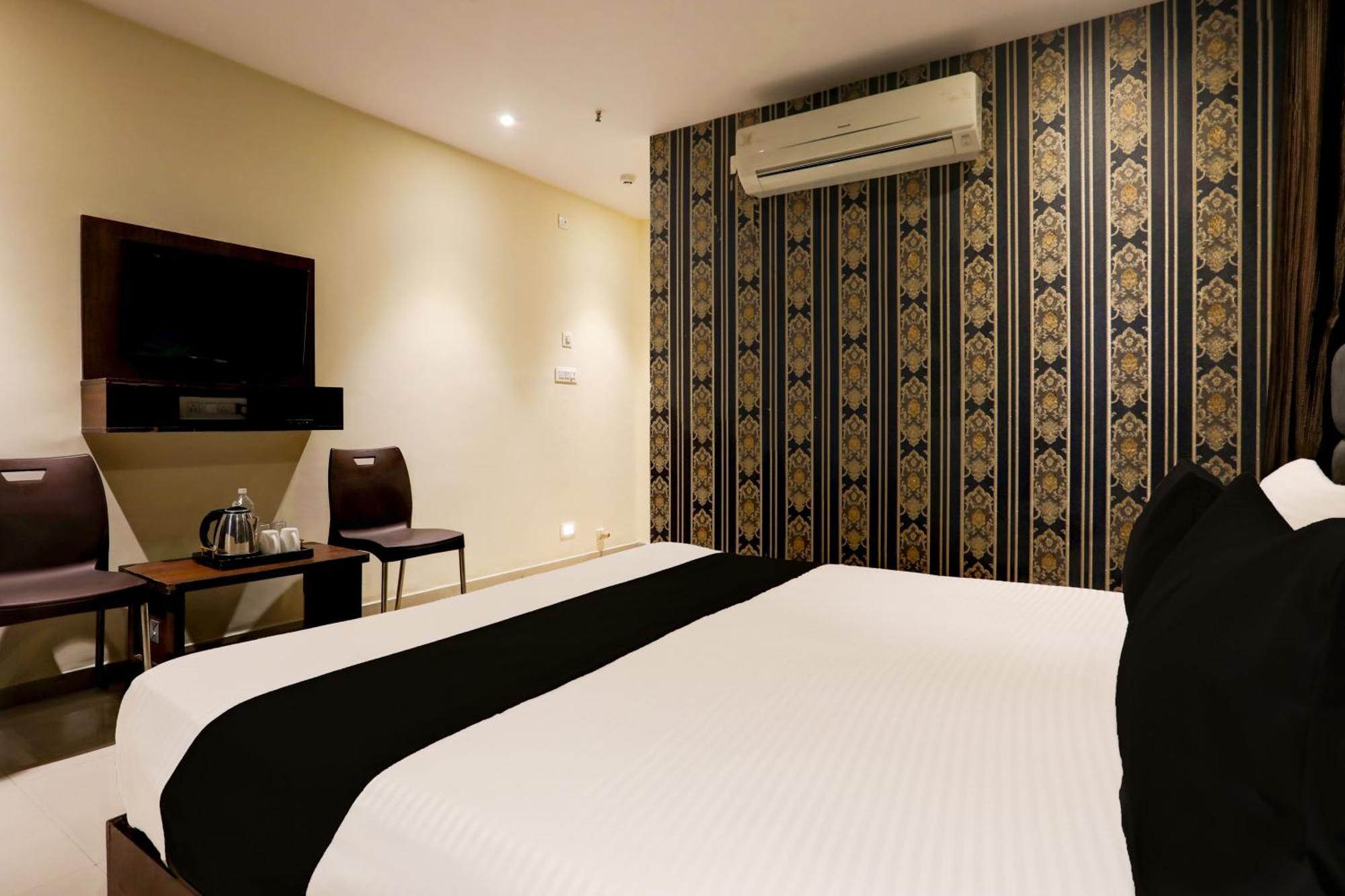 Bhatha Hotel O Sunrise Cave מראה חיצוני תמונה